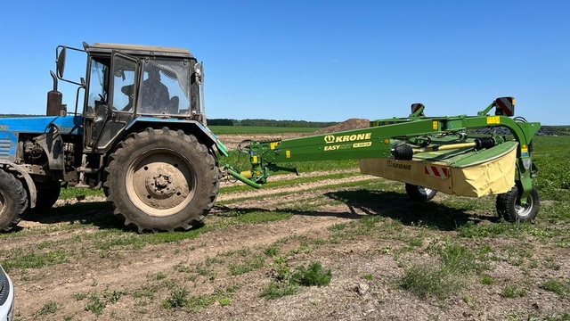 Прицепная косилка EASYCUT TS 320 СR запущена в работу в Ярославской области